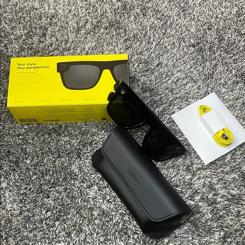 Black Snap Spectacles x Snapchat Lens